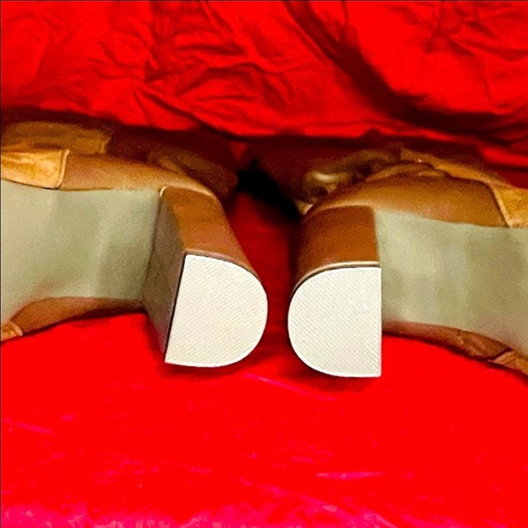 Shoe Dazzle Heeled Boot - Picture 3 of 6